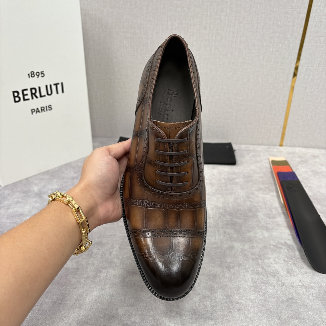 💋💍Berlut* 布鲁提 新款男士手工擦色正装皮鞋上新🆕 鳄鱼纹布洛克牛津鞋的商务与格调的极致融合。甄