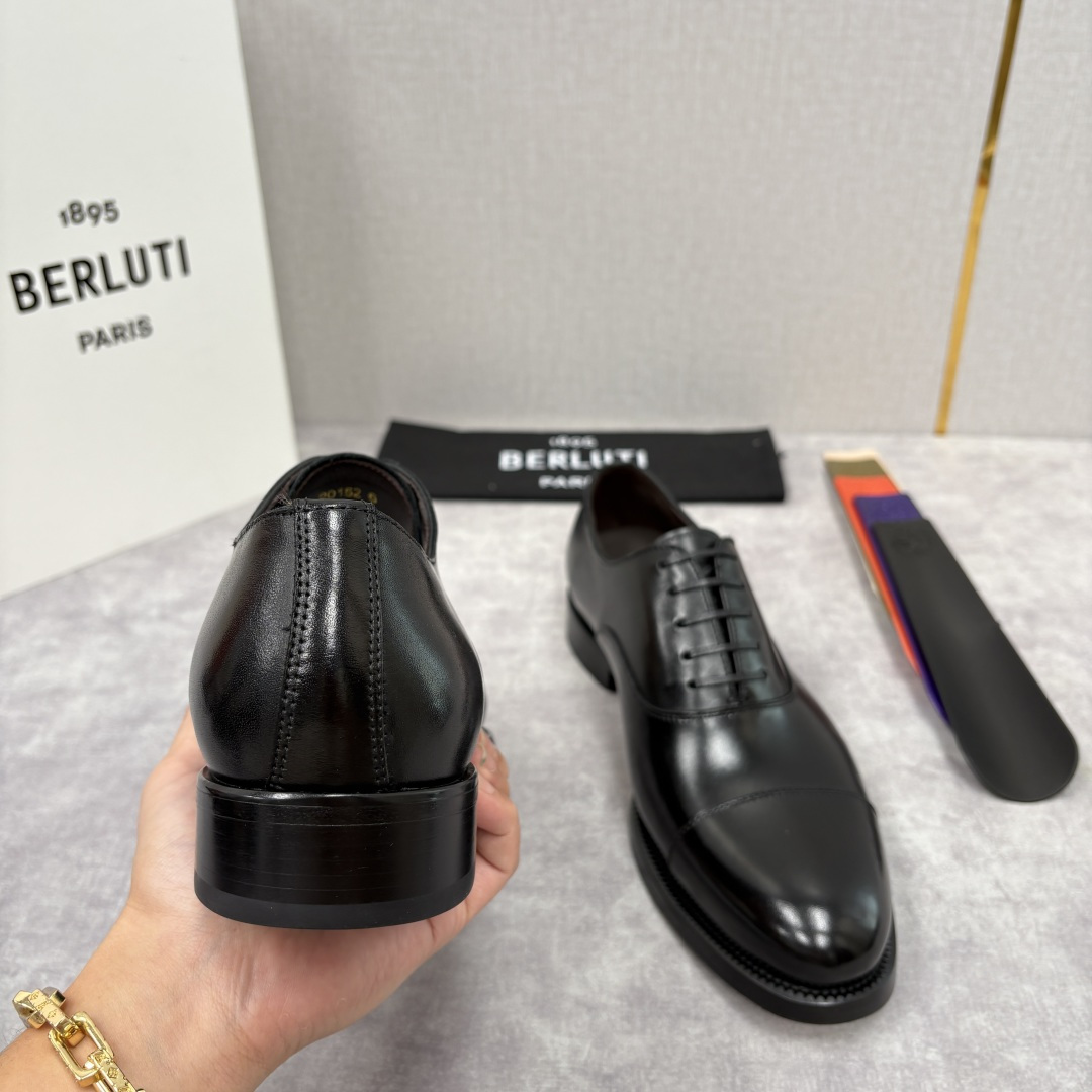 💋💍Berlut* 布鲁提 新款男士手工擦色正装皮鞋上新🆕 鳄鱼纹牛津鞋的商务与格调的极致融合。甄选优质
