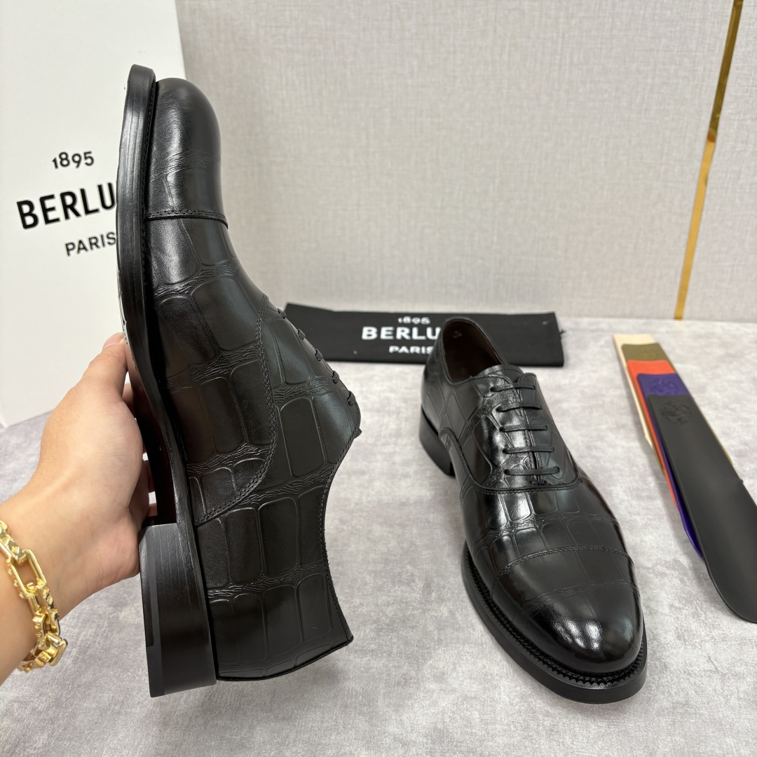 💋💍Berlut* 布鲁提 新款男士手工擦色正装皮鞋上新🆕 鳄鱼纹牛津鞋的商务与格调的极致融合。甄选优质