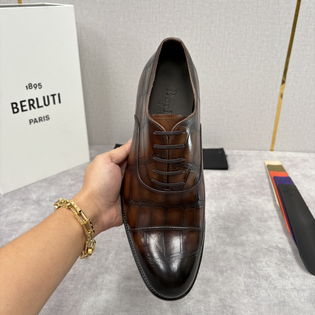 💋💍Berlut* 布鲁提 新款男士手工擦色正装皮鞋上新🆕 鳄鱼纹牛津鞋的商务与格调的极致融合。甄选优质