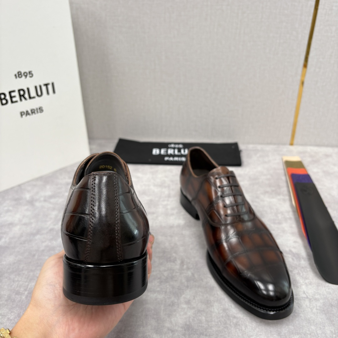 💋💍Berlut* 布鲁提 新款男士手工擦色正装皮鞋上新🆕 鳄鱼纹牛津鞋的商务与格调的极致融合。甄选优质