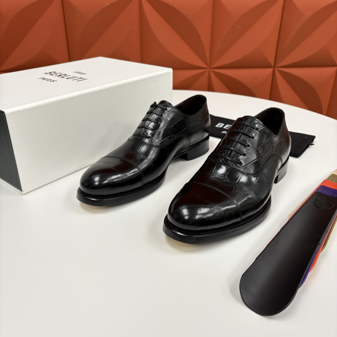 💋💍Berlut* 布鲁提 新款男士手工擦色正装皮鞋上新🆕 鳄鱼纹牛津鞋的商务与格调的极致融合。甄选优质