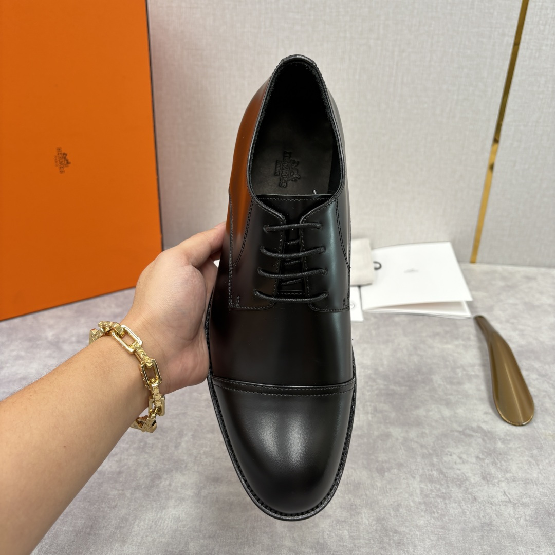 💋💍H家新品 Herme* 爱马-仕 男士三接头牛津鞋正装鞋皮鞋 兼具奢华质感与优雅格调，是商务场合的高