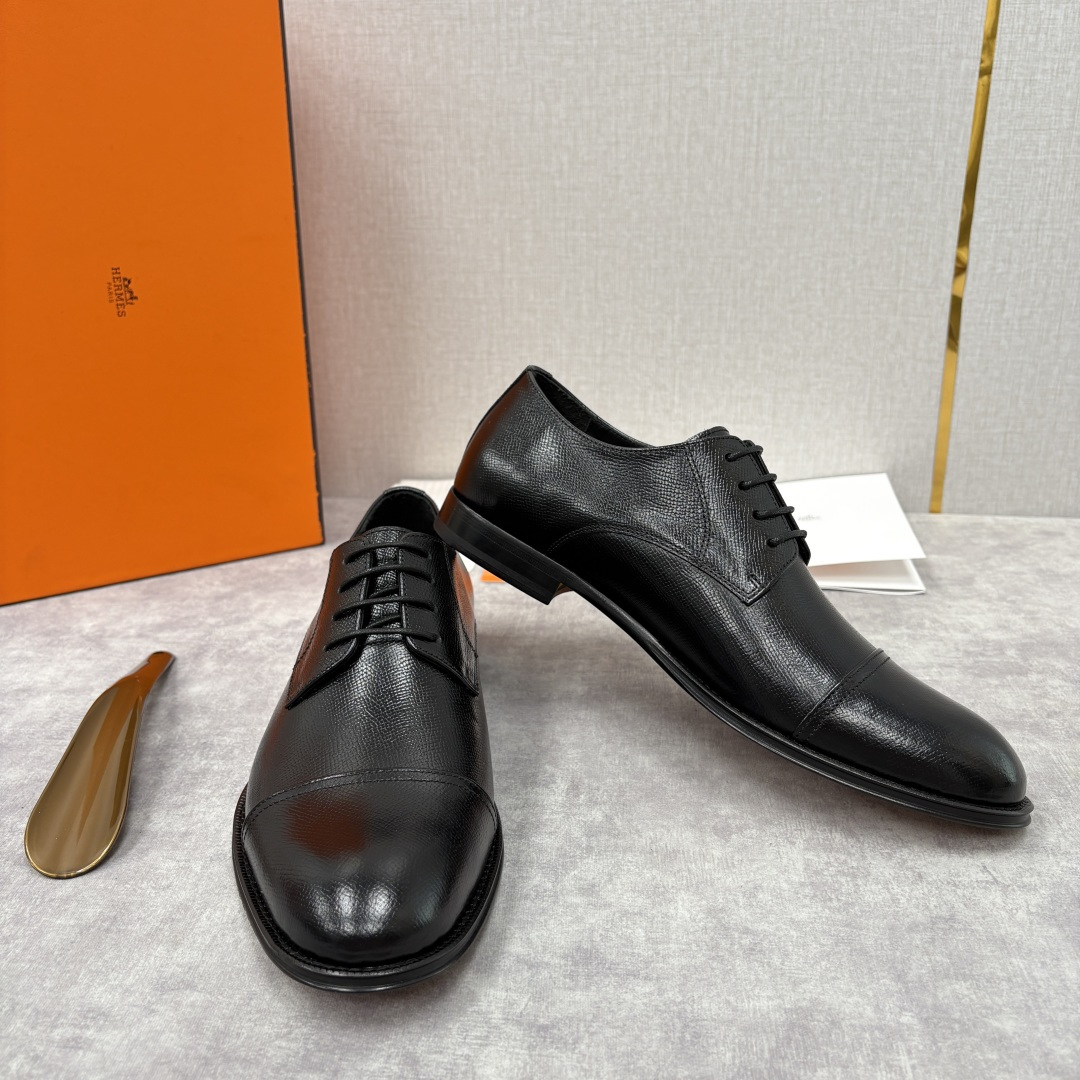 💋💍H家新品 Herme* 爱马-仕 男士三接头牛津鞋正装鞋皮鞋 兼具奢华质感与优雅格调，是商务场合的高