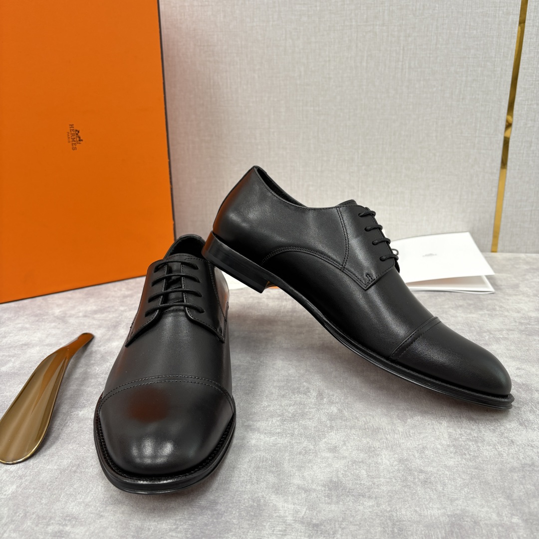 💋💍H家新品 Herme* 爱马-仕 男士三接头牛津鞋正装鞋皮鞋 兼具奢华质感与优雅格调，是商务场合的高