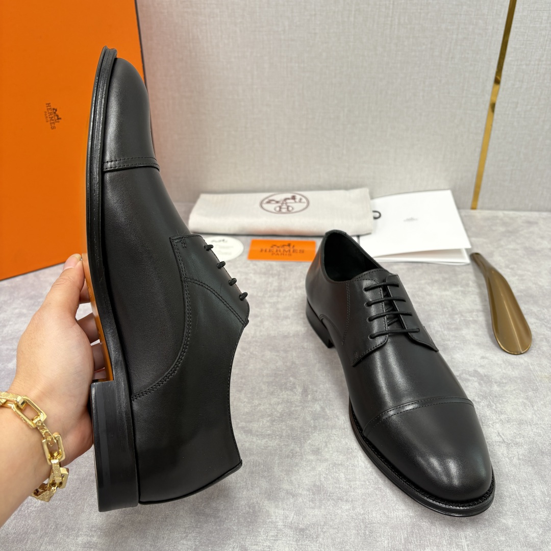 💋💍H家新品 Herme* 爱马-仕 男士三接头牛津鞋正装鞋皮鞋 兼具奢华质感与优雅格调，是商务场合的高