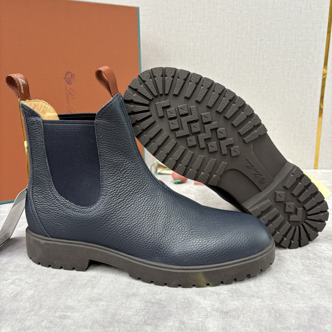 💋💍LP家 新品皮靴 Loro Pian* 诺悠*翩雅 切尔西男靴 把顶奢面料与实用设计揉进经典靴型里，