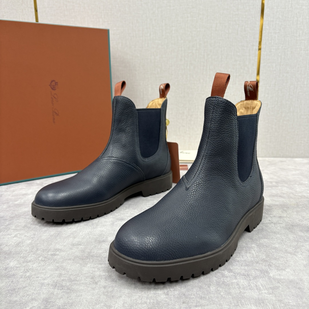 💋💍LP家 新品皮靴 Loro Pian* 诺悠*翩雅 切尔西男靴 把顶奢面料与实用设计揉进经典靴型里，