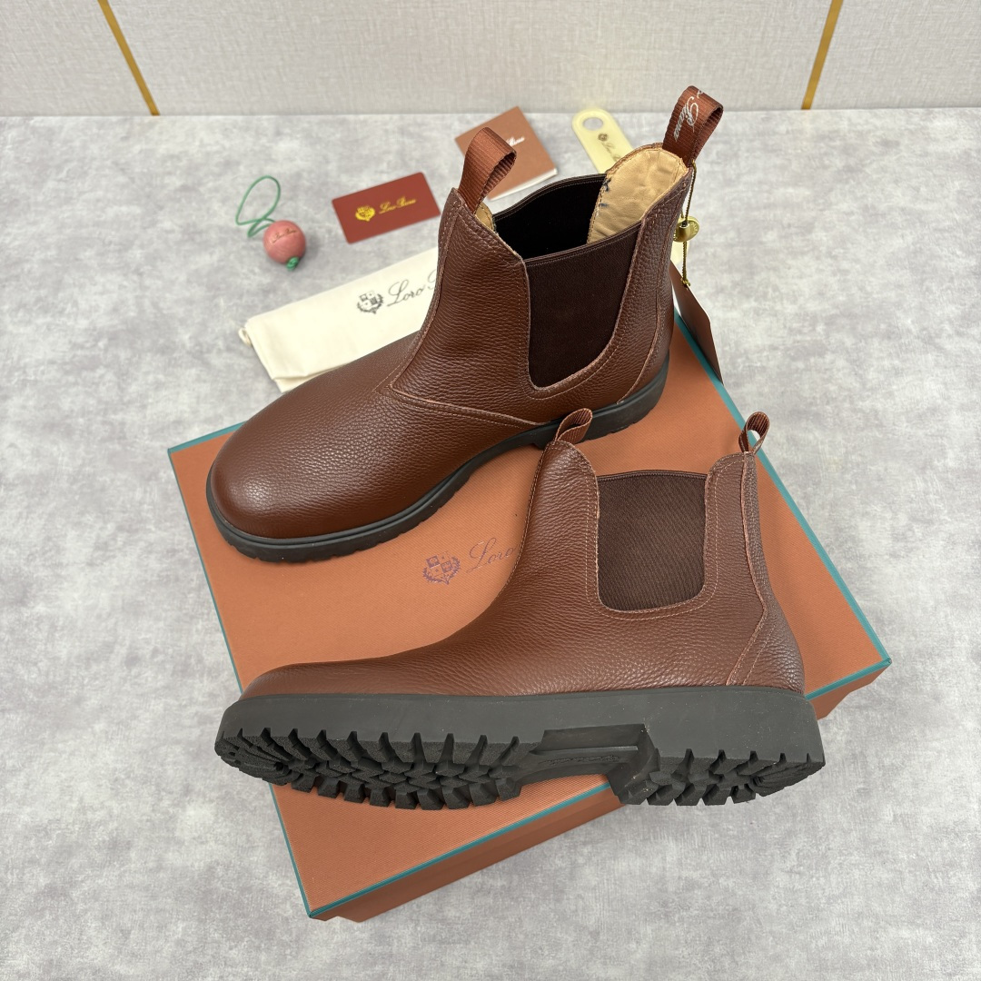 💋💍LP家 新品皮靴 Loro Pian* 诺悠*翩雅 切尔西男靴 把顶奢面料与实用设计揉进经典靴型里，