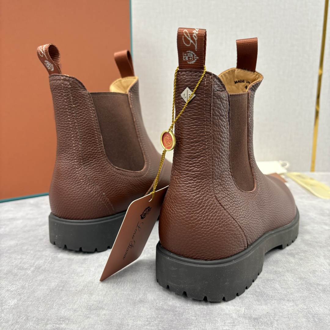 💋💍LP家 新品皮靴 Loro Pian* 诺悠*翩雅 切尔西男靴 把顶奢面料与实用设计揉进经典靴型里，
