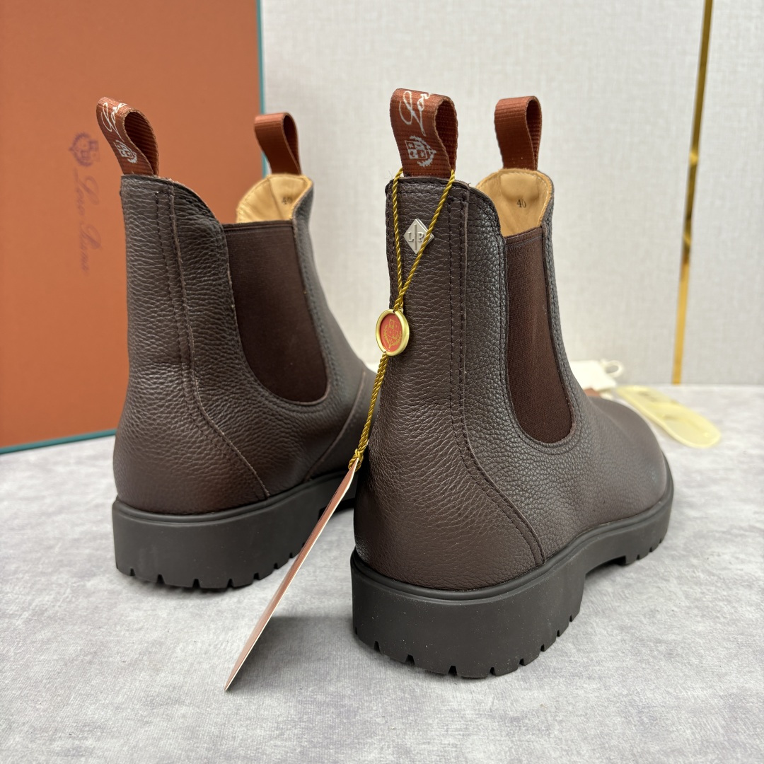 💋💍LP家 新品皮靴 Loro Pian* 诺悠*翩雅 切尔西男靴 把顶奢面料与实用设计揉进经典靴型里，
