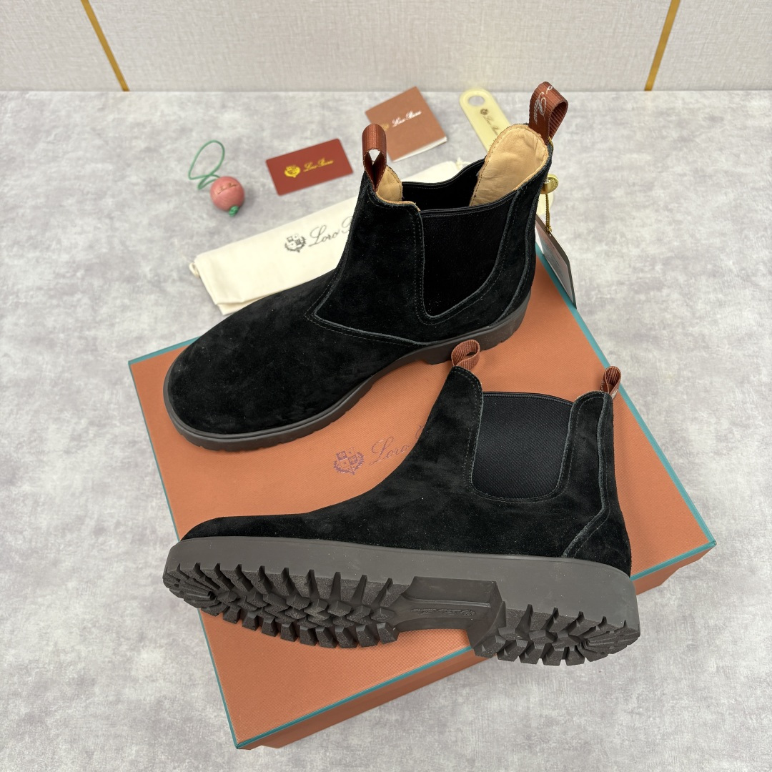 💋💍LP家 新品皮靴 Loro Pian* 诺悠*翩雅 切尔西男靴 把顶奢面料与实用设计揉进经典靴型里，
