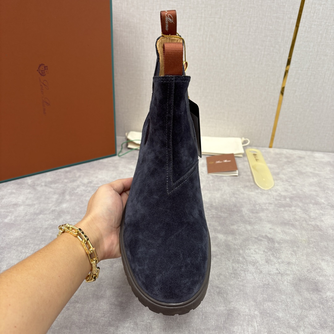 💋💍LP家 新品皮靴 Loro Pian* 诺悠*翩雅 切尔西男靴 把顶奢面料与实用设计揉进经典靴型里，