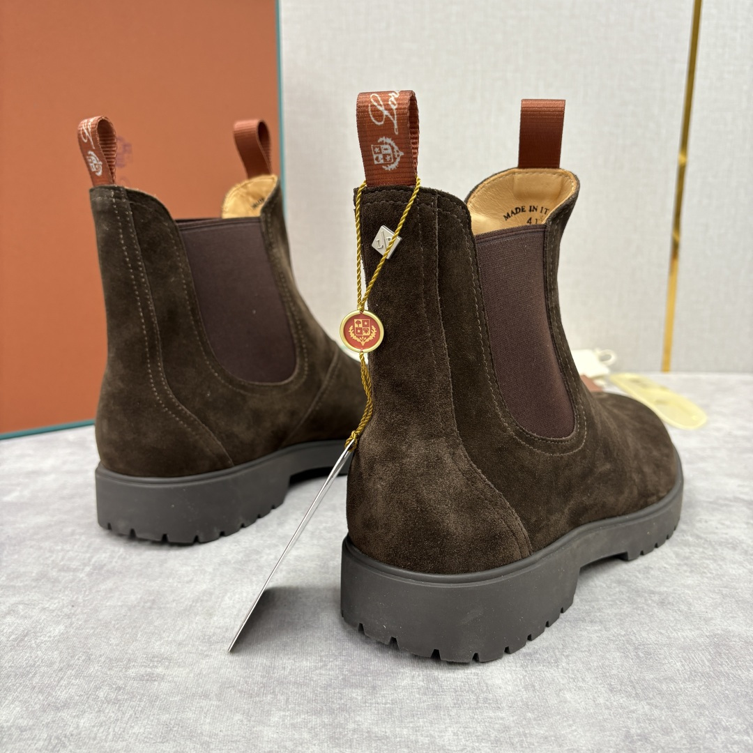 💋💍LP家 新品皮靴 Loro Pian* 诺悠*翩雅 切尔西男靴 把顶奢面料与实用设计揉进经典靴型里，