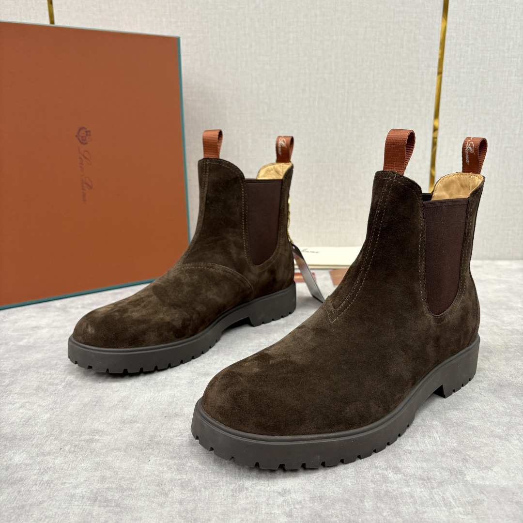💋💍LP家 新品皮靴 Loro Pian* 诺悠*翩雅 切尔西男靴 把顶奢面料与实用设计揉进经典靴型里，