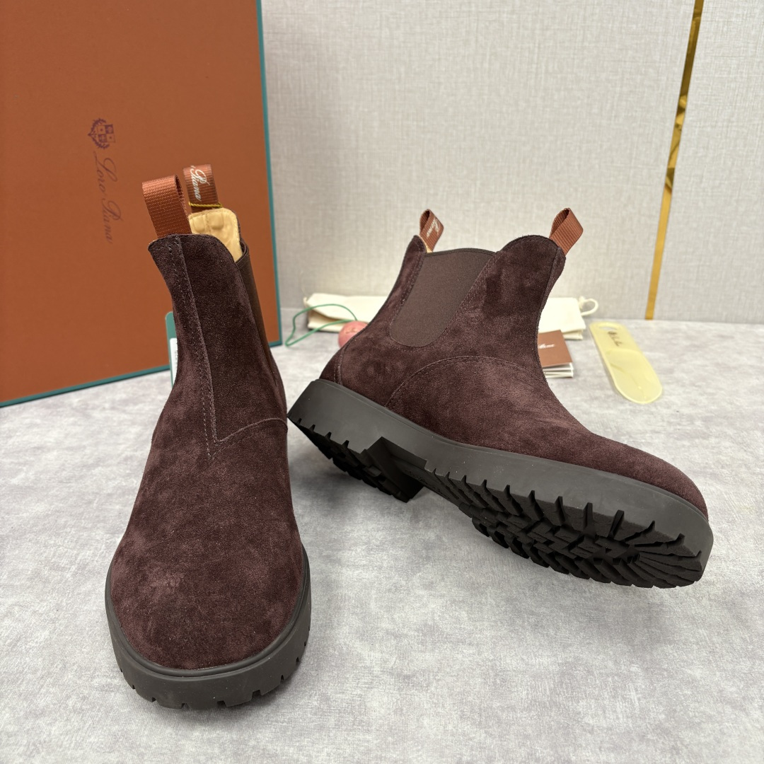 💋💍LP家 新品皮靴 Loro Pian* 诺悠*翩雅 切尔西男靴 把顶奢面料与实用设计揉进经典靴型里，