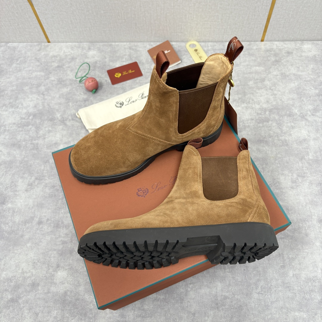 💋💍LP家 新品皮靴 Loro Pian* 诺悠*翩雅 切尔西男靴 把顶奢面料与实用设计揉进经典靴型里，