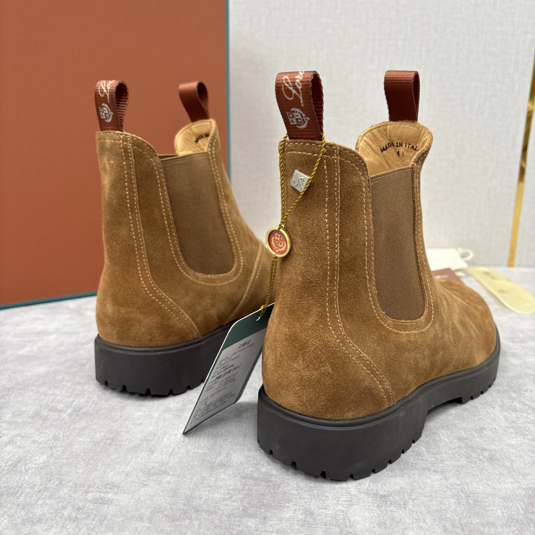 💋💍LP家 新品皮靴 Loro Pian* 诺悠*翩雅 切尔西男靴 把顶奢面料与实用设计揉进经典靴型里，