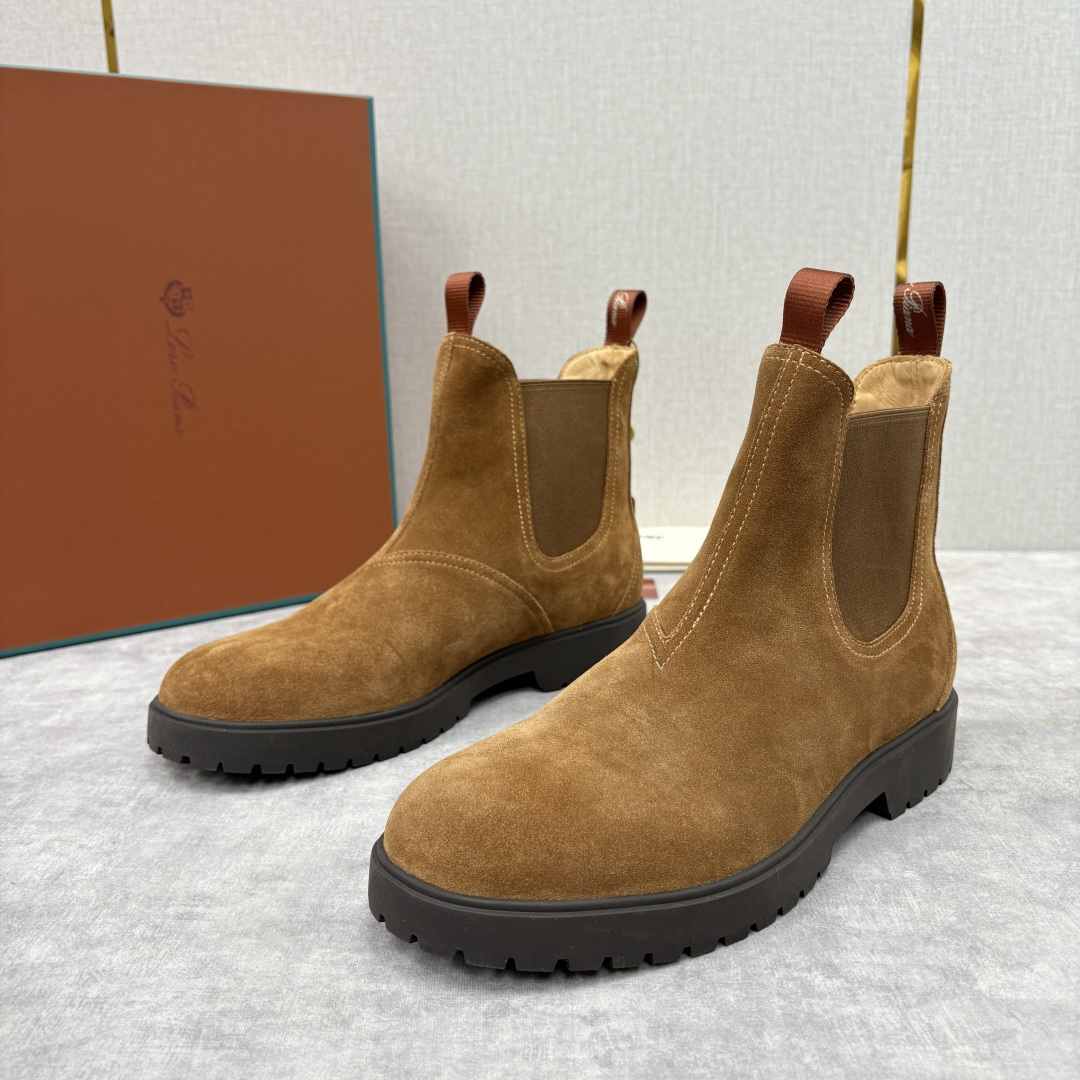 💋💍LP家 新品皮靴 Loro Pian* 诺悠*翩雅 切尔西男靴 把顶奢面料与实用设计揉进经典靴型里，