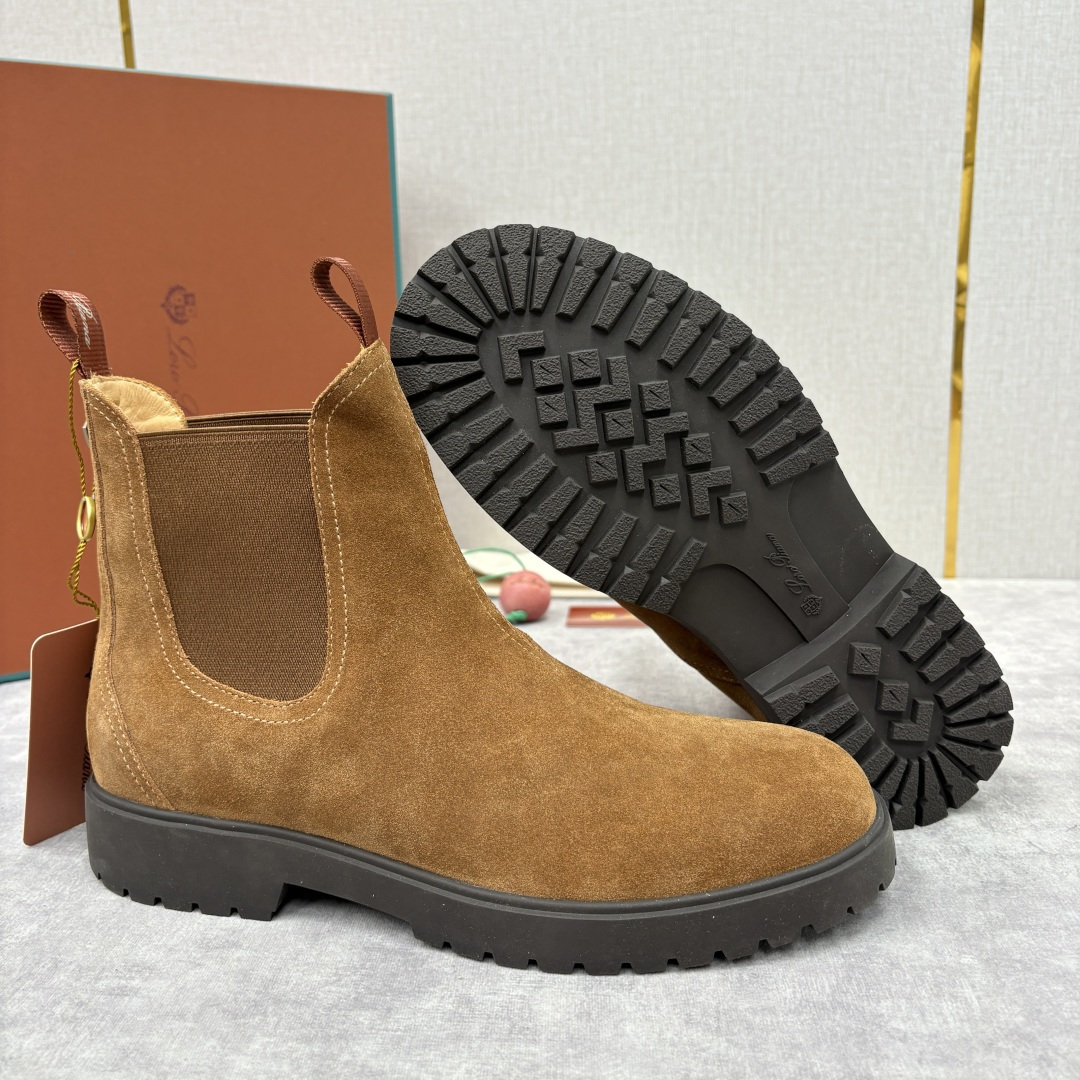 💋💍LP家 新品皮靴 Loro Pian* 诺悠*翩雅 切尔西男靴 把顶奢面料与实用设计揉进经典靴型里，