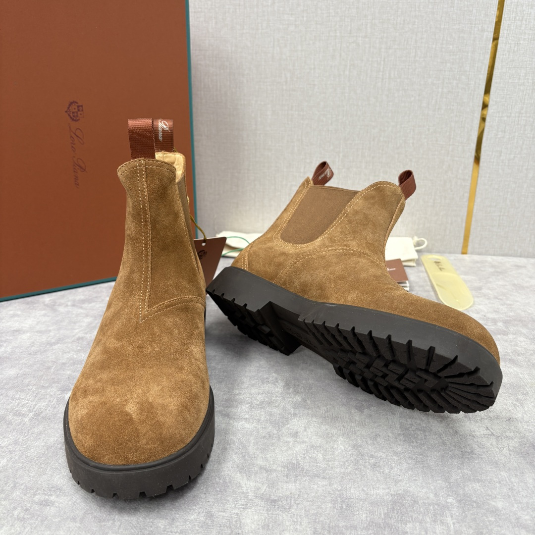 💋💍LP家 新品皮靴 Loro Pian* 诺悠*翩雅 切尔西男靴 把顶奢面料与实用设计揉进经典靴型里，