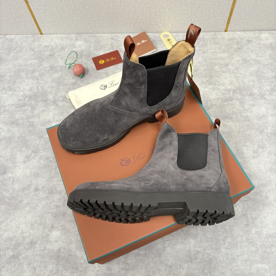 💋💍LP家 新品皮靴 Loro Pian* 诺悠*翩雅 切尔西男靴 把顶奢面料与实用设计揉进经典靴型里，