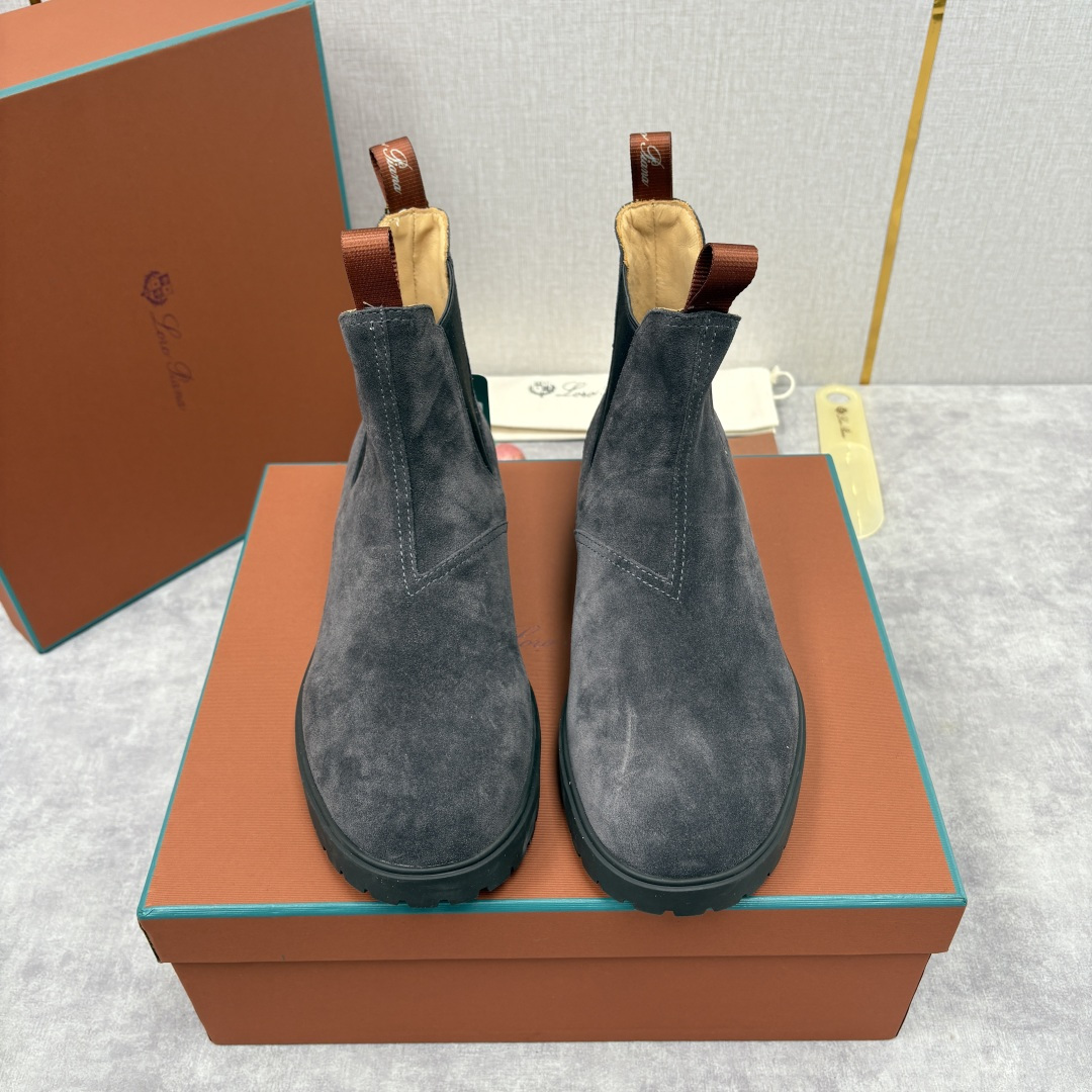 💋💍LP家 新品皮靴 Loro Pian* 诺悠*翩雅 切尔西男靴 把顶奢面料与实用设计揉进经典靴型里，