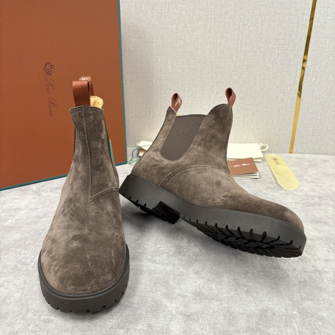 💋💍LP家 新品皮靴 Loro Pian* 诺悠*翩雅 切尔西男靴 把顶奢面料与实用设计揉进经典靴型里，