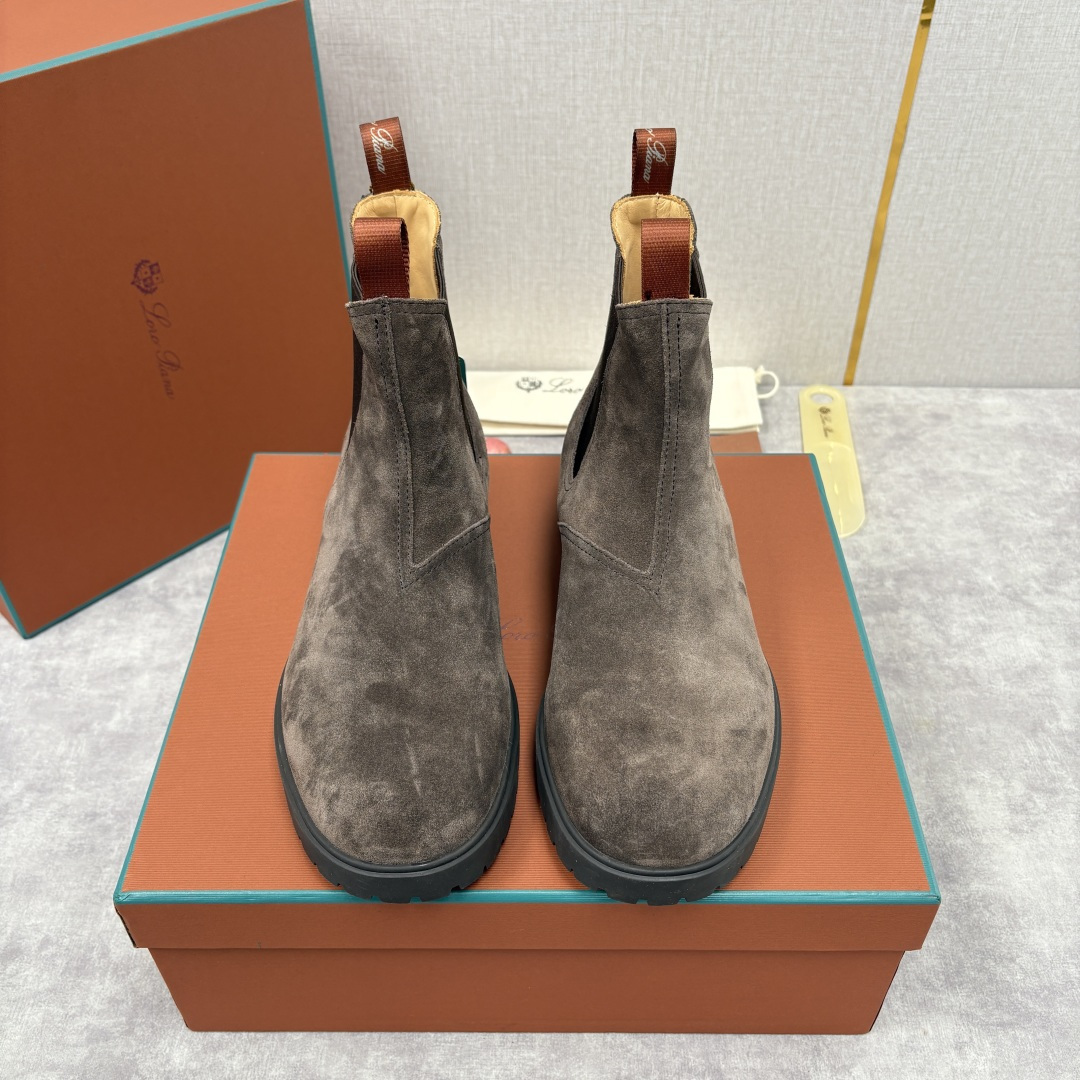 💋💍LP家 新品皮靴 Loro Pian* 诺悠*翩雅 切尔西男靴 把顶奢面料与实用设计揉进经典靴型里，
