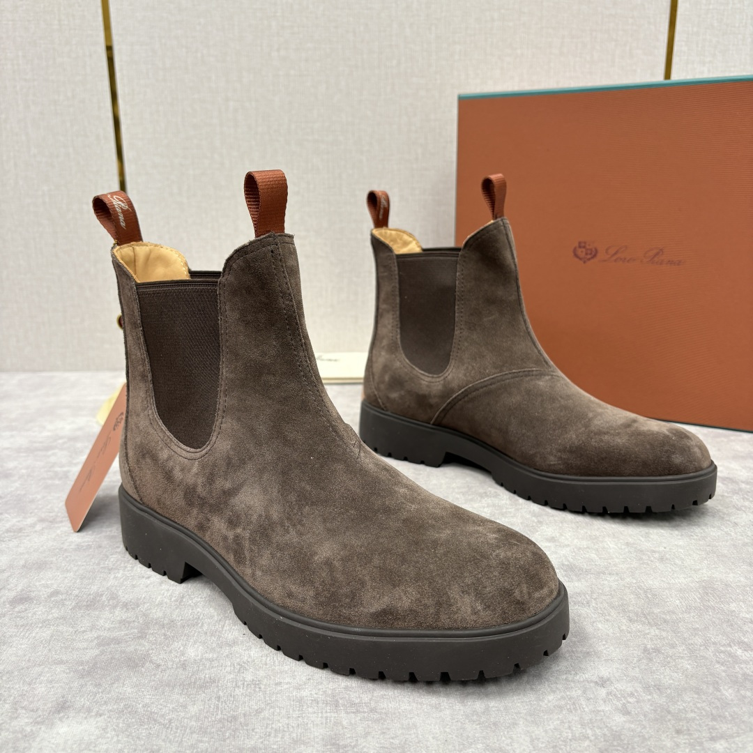 💋💍LP家 新品皮靴 Loro Pian* 诺悠*翩雅 切尔西男靴 把顶奢面料与实用设计揉进经典靴型里，