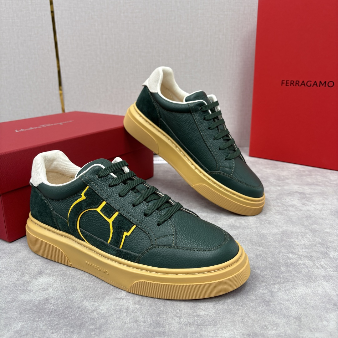 💋💍SF 菲拉～ 新款异型嵌饰休闲鞋板鞋 官方 7,300 这款休闲鞋风格低调，多元素拼接撞色设计搭配 