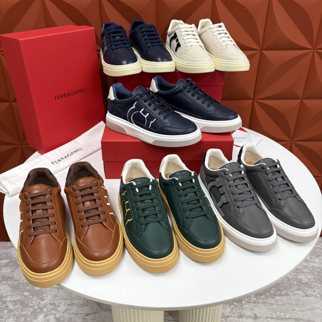 💋💍SF 菲拉～ 新款异型嵌饰休闲鞋板鞋 官方 7,300 这款休闲鞋风格低调，多元素拼接撞色设计搭配 