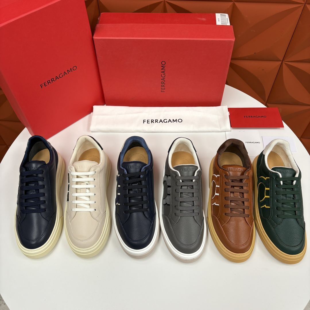 💋💍SF 菲拉～ 新款异型嵌饰休闲鞋板鞋 官方 7,300 这款休闲鞋风格低调，多元素拼接撞色设计搭配 