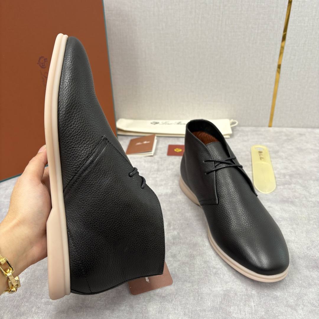 💋💍LP 家新品发售 Loro Pian* 诺悠*翩雅 的经典款短靴 此款沙漠靴系列采用荔枝纹牛皮/高丝