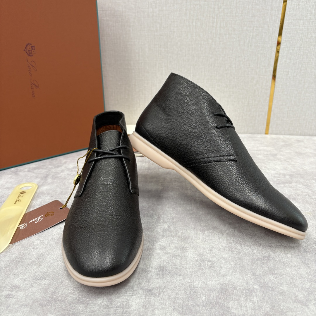 💋💍LP 家新品发售 Loro Pian* 诺悠*翩雅 的经典款短靴 此款沙漠靴系列采用荔枝纹牛皮/高丝