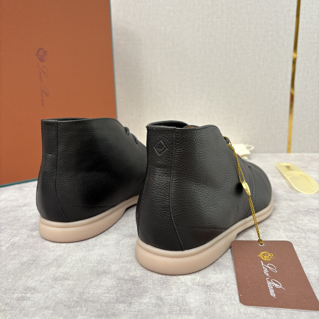 💋💍LP 家新品发售 Loro Pian* 诺悠*翩雅 的经典款短靴 此款沙漠靴系列采用荔枝纹牛皮/高丝