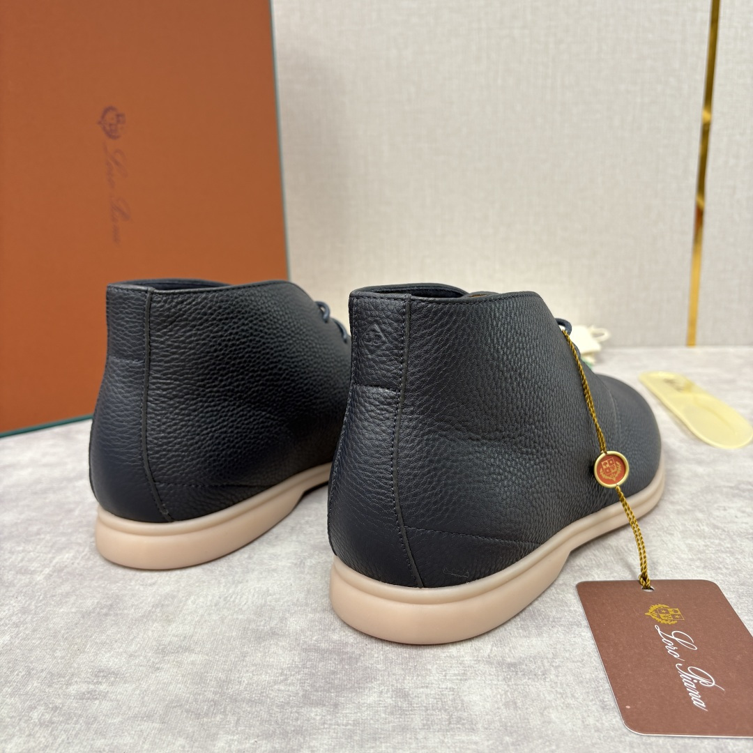 💋💍LP 家新品发售 Loro Pian* 诺悠*翩雅 的经典款短靴 此款沙漠靴系列采用荔枝纹牛皮/高丝