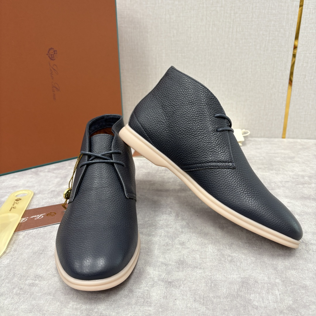 💋💍LP 家新品发售 Loro Pian* 诺悠*翩雅 的经典款短靴 此款沙漠靴系列采用荔枝纹牛皮/高丝