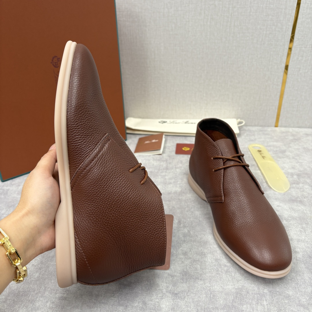 💋💍LP 家新品发售 Loro Pian* 诺悠*翩雅 的经典款短靴 此款沙漠靴系列采用荔枝纹牛皮/高丝