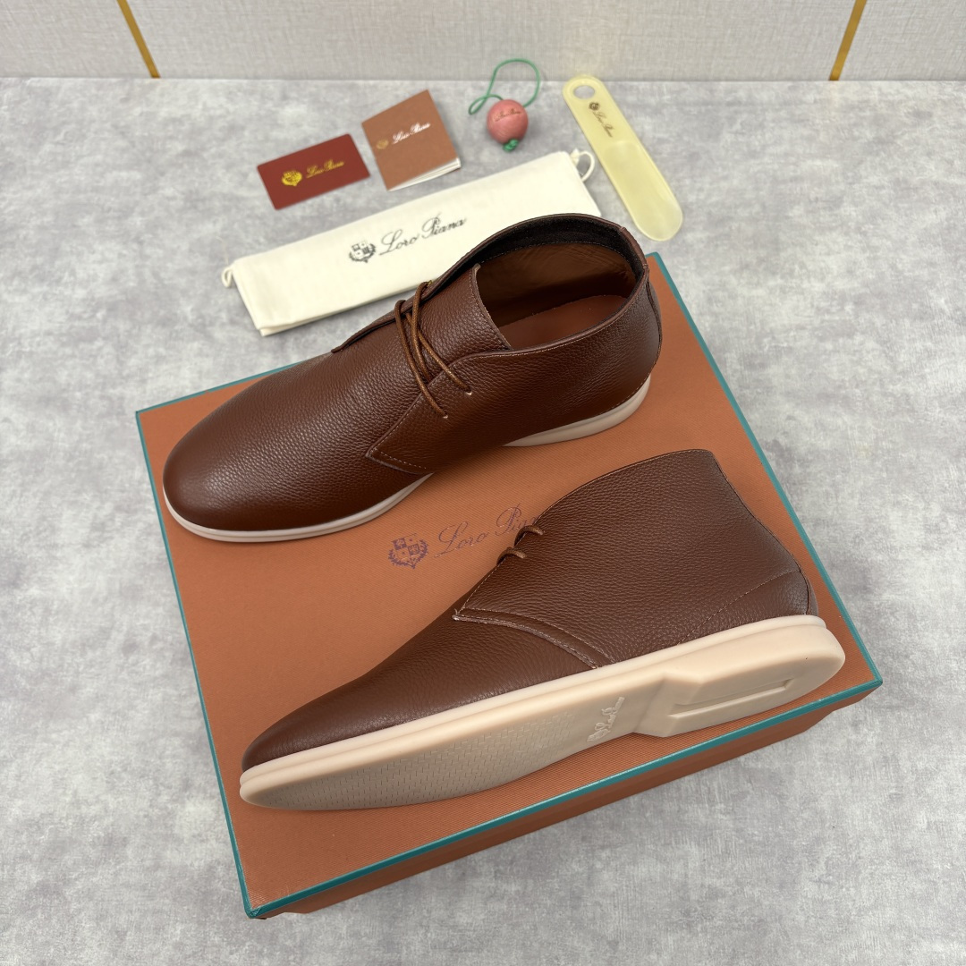 💋💍LP 家新品发售 Loro Pian* 诺悠*翩雅 的经典款短靴 此款沙漠靴系列采用荔枝纹牛皮/高丝