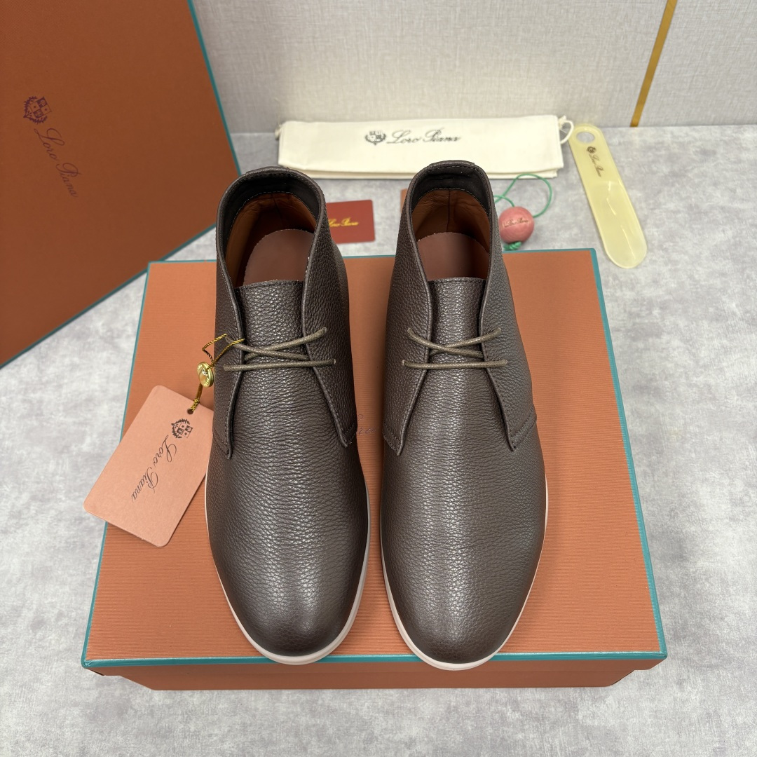 💋💍LP 家新品发售 Loro Pian* 诺悠*翩雅 的经典款短靴 此款沙漠靴系列采用荔枝纹牛皮/高丝