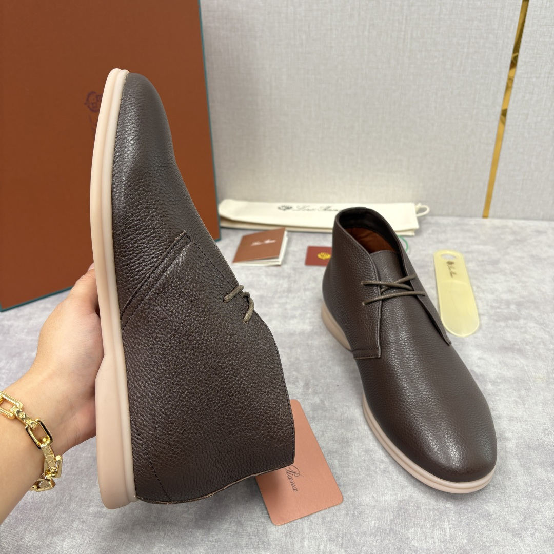 💋💍LP 家新品发售 Loro Pian* 诺悠*翩雅 的经典款短靴 此款沙漠靴系列采用荔枝纹牛皮/高丝