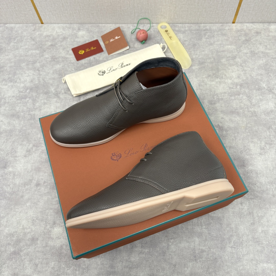 💋💍LP 家新品发售 Loro Pian* 诺悠*翩雅 的经典款短靴 此款沙漠靴系列采用荔枝纹牛皮/高丝