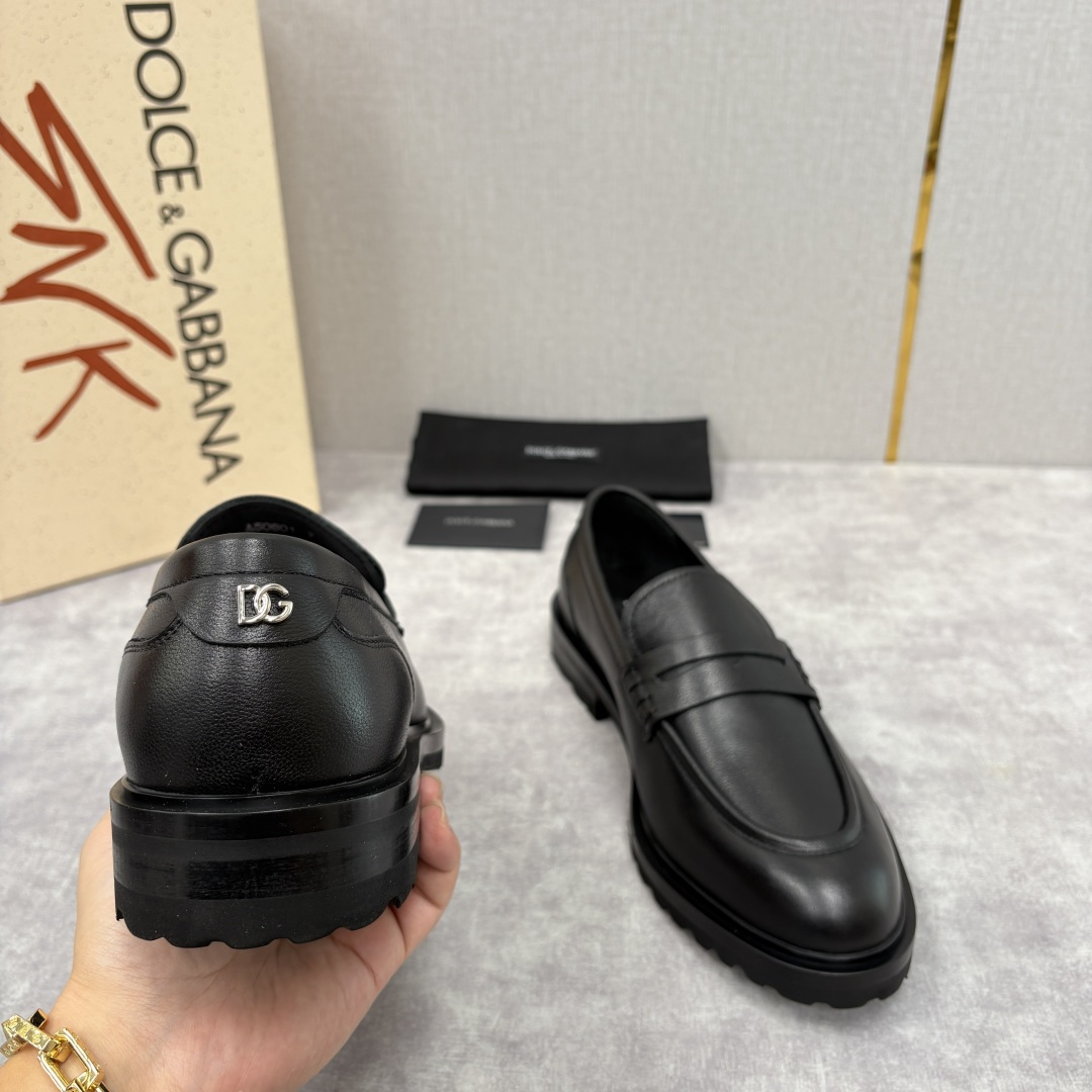 💋💍DG家新品 杜嘉-班纳 Dolce&Gabban* 男士正装鞋厚底鞋 这款乐福鞋皮鞋是把“雅痞松弛感