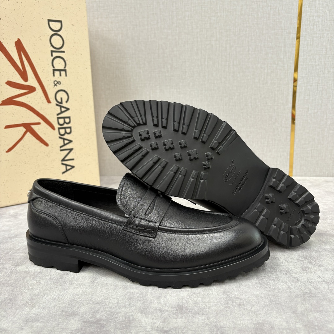 💋💍DG家新品 杜嘉-班纳 Dolce&Gabban* 男士正装鞋厚底鞋 这款乐福鞋皮鞋是把“雅痞松弛感