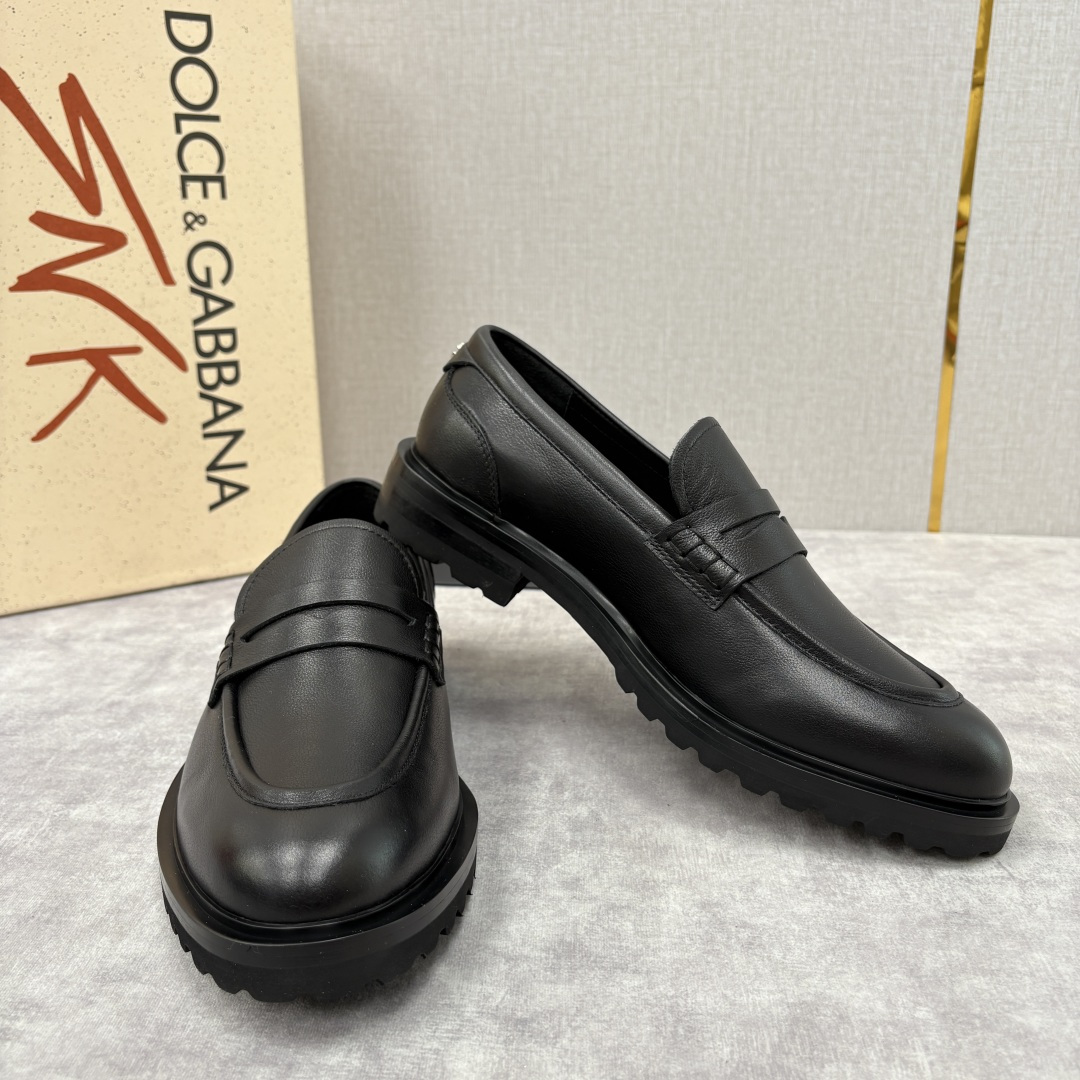 💋💍DG家新品 杜嘉-班纳 Dolce&Gabban* 男士正装鞋厚底鞋 这款乐福鞋皮鞋是把“雅痞松弛感