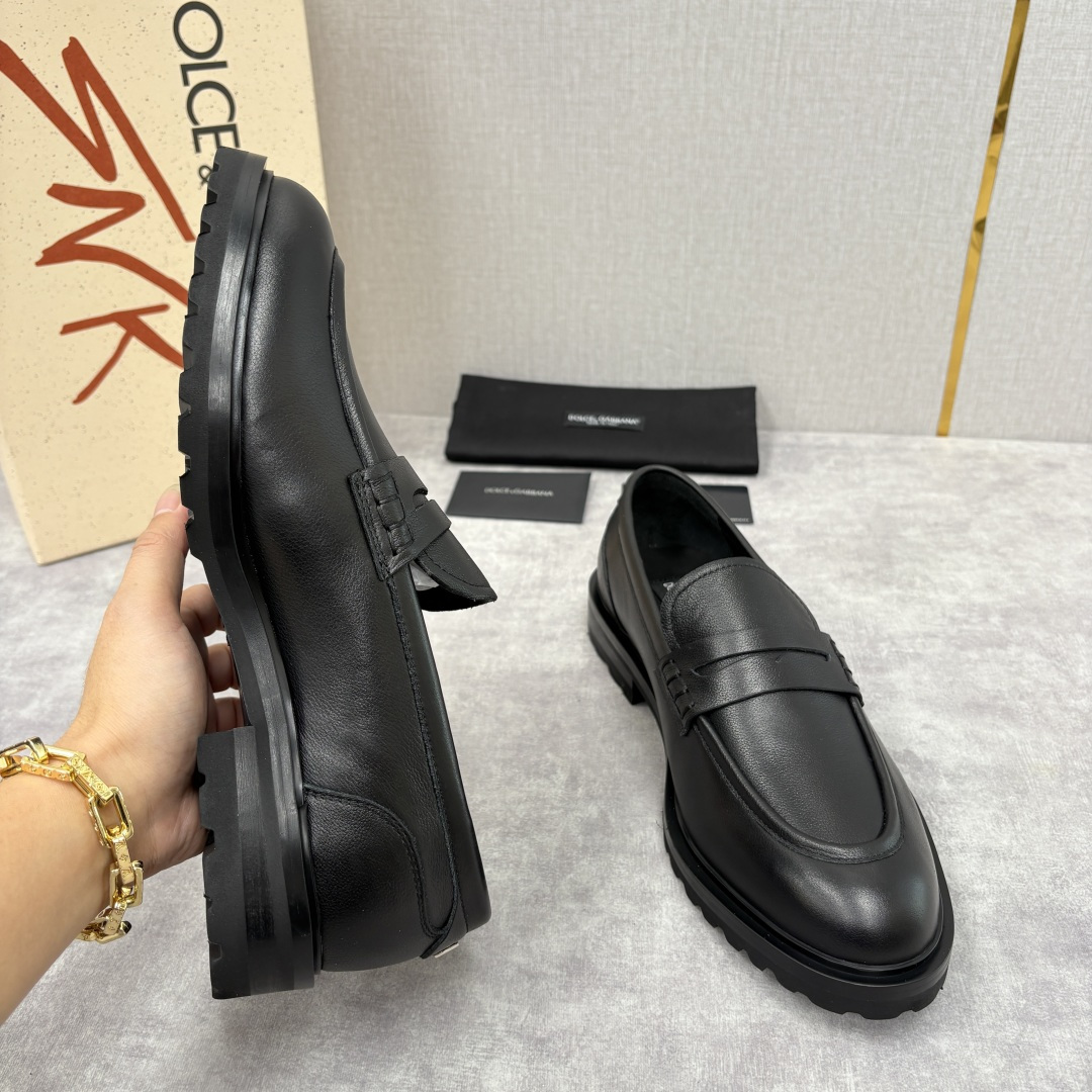 💋💍DG家新品 杜嘉-班纳 Dolce&Gabban* 男士正装鞋厚底鞋 这款乐福鞋皮鞋是把“雅痞松弛感