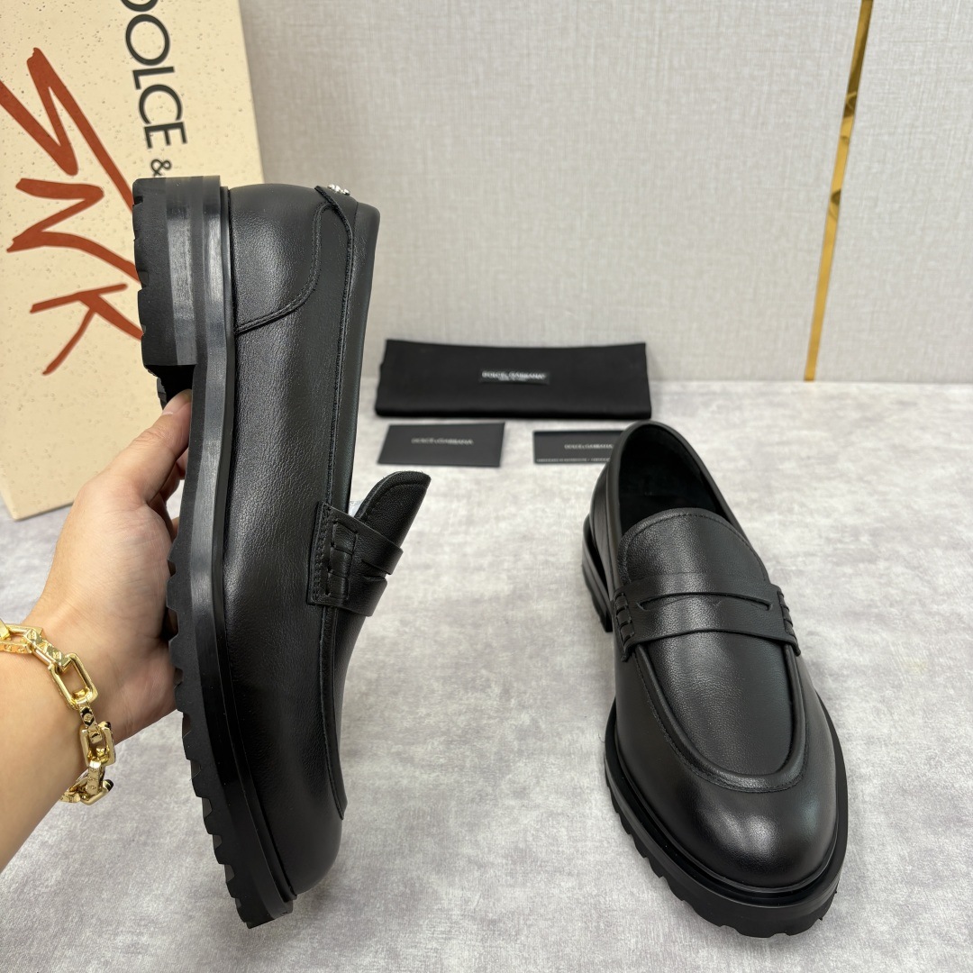💋💍DG家新品 杜嘉-班纳 Dolce&Gabban* 男士正装鞋厚底鞋 这款乐福鞋皮鞋是把“雅痞松弛感