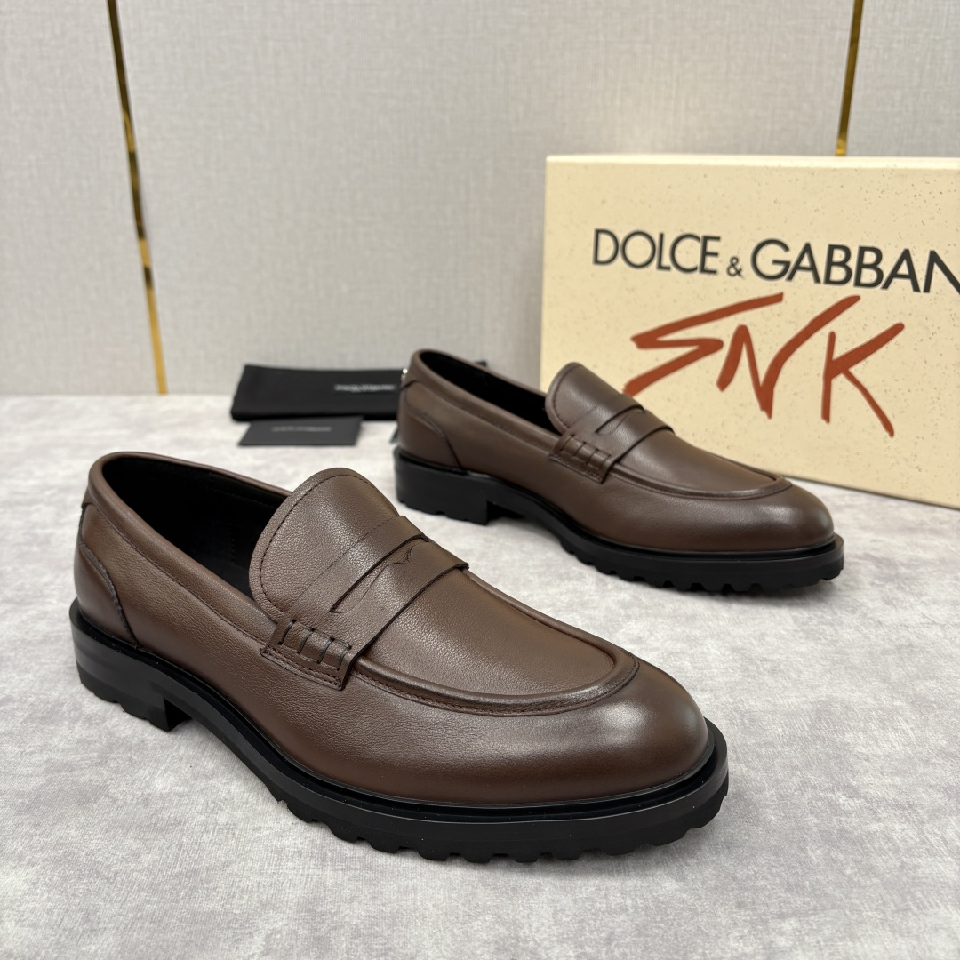 💋💍DG家新品 杜嘉-班纳 Dolce&Gabban* 男士正装鞋厚底鞋 这款乐福鞋皮鞋是把“雅痞松弛感