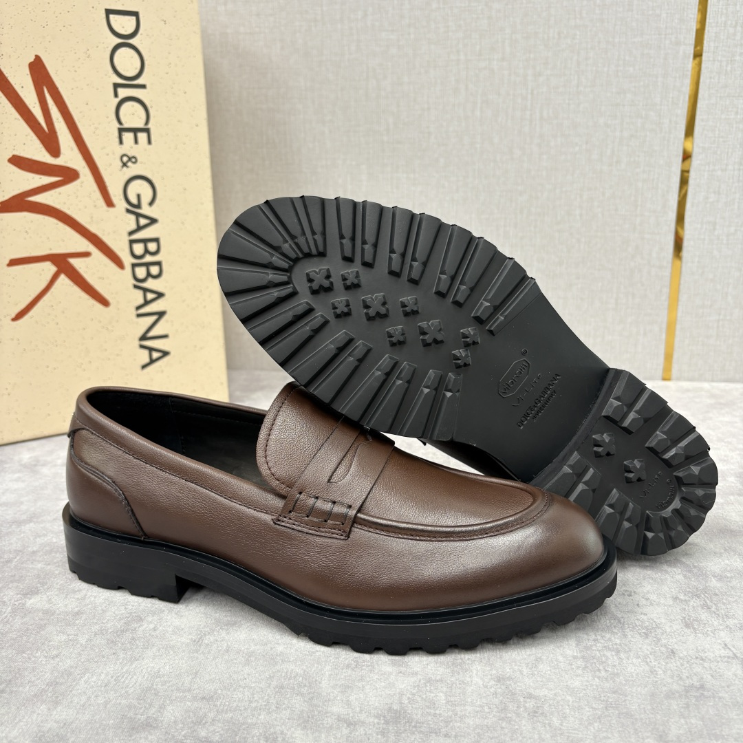 💋💍DG家新品 杜嘉-班纳 Dolce&Gabban* 男士正装鞋厚底鞋 这款乐福鞋皮鞋是把“雅痞松弛感